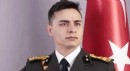 Teğmen Deniz Demirtaş üniformasını ikinci kez çıkarıyor