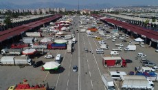 Toptancı hal giriş yasağına Aksulu üreticiden tepki