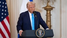 Trump: Gümrük vergilerini durdurduk