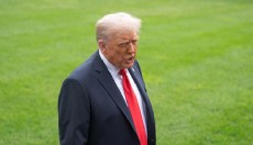 Trump: İran'la müzakereler sürüyor