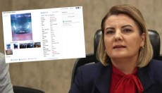 Tutuklu belediye başkanı makam aracını satıyor