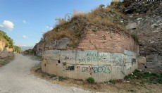 UNESCO geçici listesindeki tarihi surlara zarar verdiler