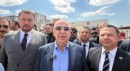 Ümit Özdağ, Sinem Dedetaş ile Oğuzhan Uğur'u ziyaret etti