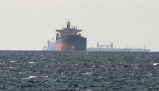 Umman açıklarında petrol tankeri vuruldu