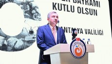 Vali Şahin: Bu zaferleri bize hediye eden nesle borçluyuz