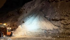 Van-Bitlis karayoluna çığ düştü