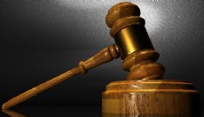 Yargıtay, eski kocanın 'ucuz' ve 'zavallı' sözlerini hakaret saymadı