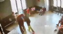 Yaşlı bakımevinde skandal görüntüler
