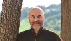 Yönetmen Ezel Akay serbest bırakıldı