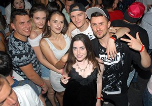 Timati Kemer'de coşturdu