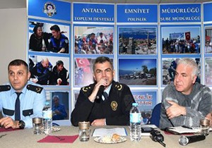 Polisten 'huzur' toplantısı