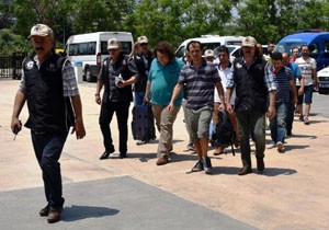 Antalya'da 29 hakim ve savcı tutuklandı