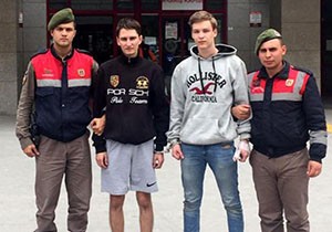 2 Rus turist hırsızlıktan tutuklandı
