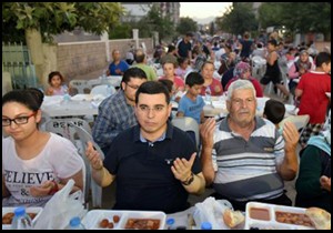 Karşıyaka ve Yeni Emek'e sıcak asfalt