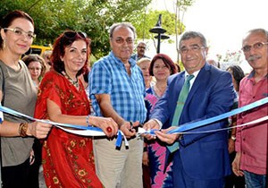 Sualtı dünyasını tuvale taşıdı