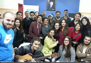 91.3 Üniversite FM AVM'den canlı yayında