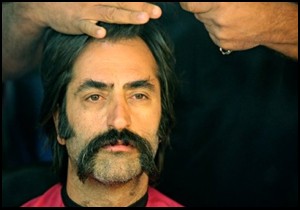 Mahsun Kırmızıgül'e ne olmuş böyle!