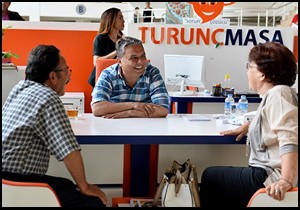 Uysal, vatandaşı Turunç Masa’da karşıladı
