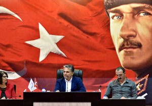 Başkan Uysal'dan 29 Ekim çağrısı
