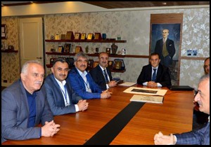 Vali Türker, Kayserili belediye başkanlarını kabul etti