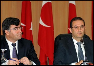Vali Türker'den siyaset yapmayın' talimatı