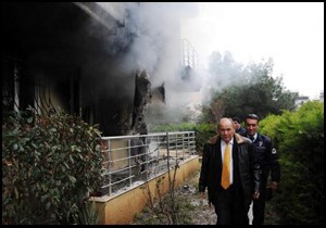 Ev sahibi itfaiyeye böyle dedi: Evim yanıyor, su sıkın