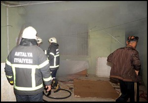 Sigara izmariti evi yaktı