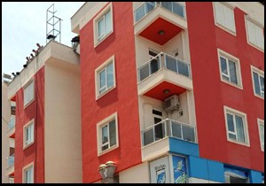 Apartmanda korkutan yangın
