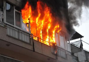 Antalya'da korkutan yangın