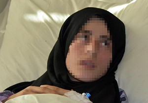 Bacaklarından alınan deriyle vajina yapıldı