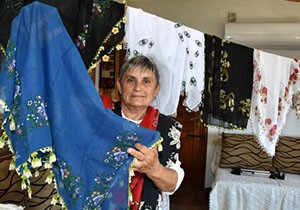 30 yıldır topladığı yazmalarla müze açmak istiyor