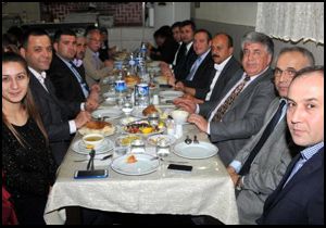  Yeni yönetim yemekte buluştu