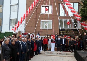Kuaför ve manikürcülere yeni oda binası