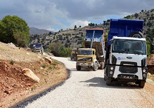 Elmalı Dereköy-Macun grup yolu tamamlandı
