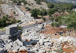 Büyük İskender'in fethedemediği Termessos'ta 2300 yıllık yol bulundu